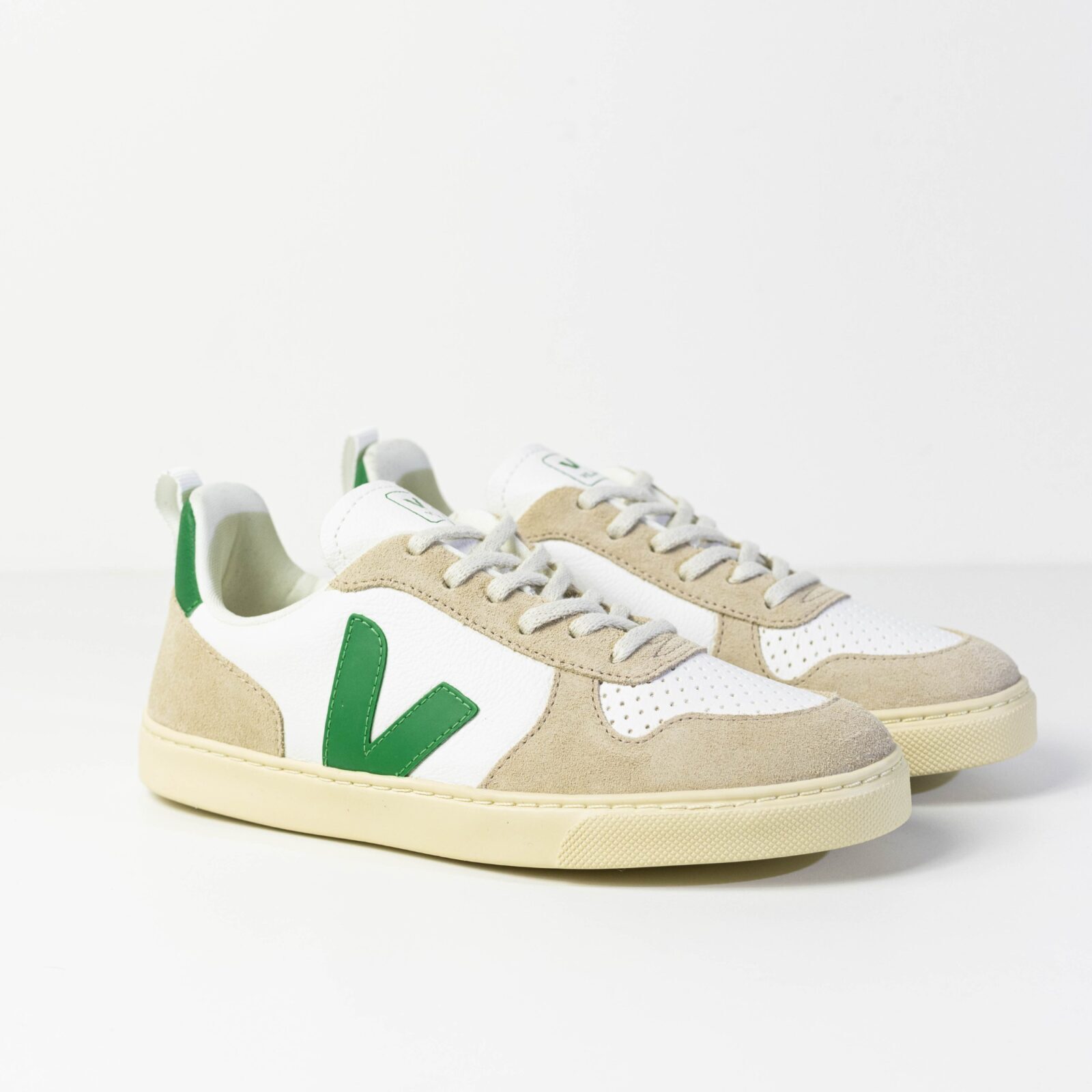 VEJA V10 VERDE